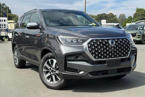 2025 KGM Rexton