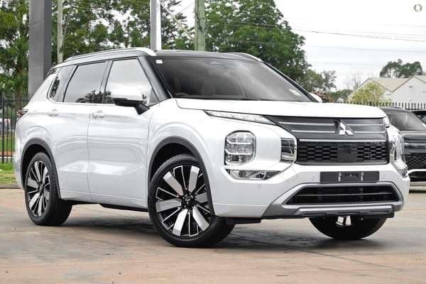2025 Mitsubishi Outlander