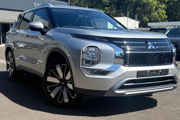2025 Mitsubishi Outlander